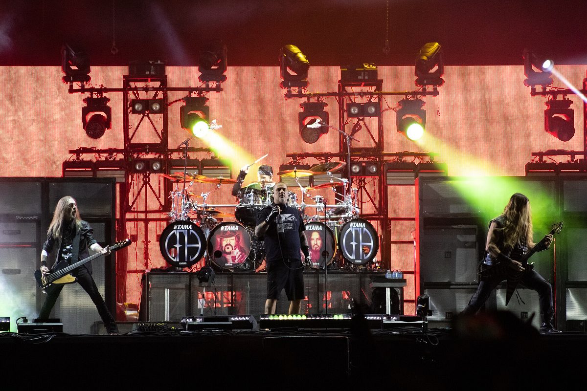 Pantera at their reunion show in Mexico, December 2022, with Zakk Wylde on guitar and Charlie Benante on drums alongside Phil Anselmo and Rex Brown.