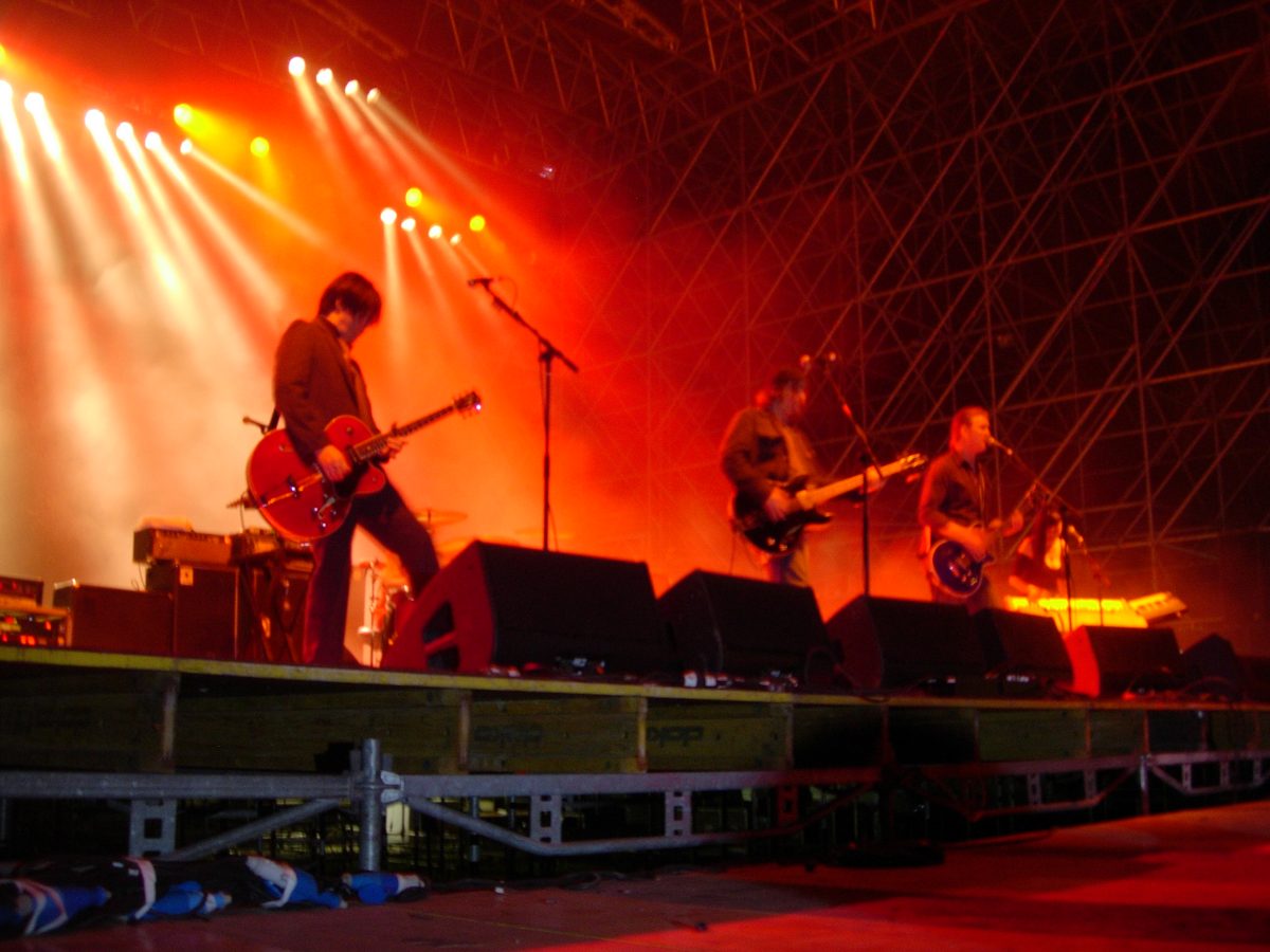 Queens of the Stone Age on stage at the Independent Days Festival in Bologna, Italy, 4 September 2005, on the Lullabies to Paralyze tour.