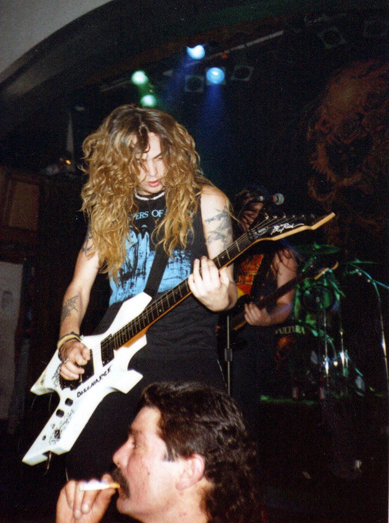 Sepultura on stage on the tour for Beneath the Remains (1989).